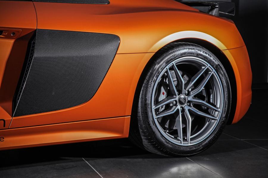 Детали экстерьера Audi R8 V10 Plus by H+B Design 2015 года  (фото 8 из 8)